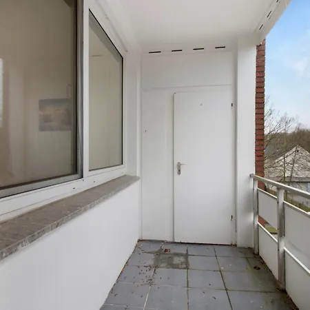 Bege Workpoint Apartment *